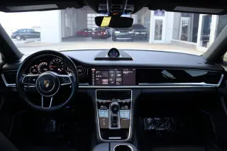 2018 Porsche Panamera