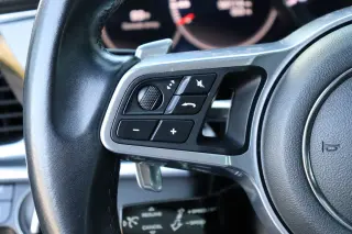 2018 Porsche Panamera