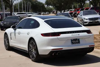 2018 Porsche Panamera