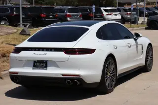 2018 Porsche Panamera