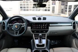 2023 Porsche Cayenne