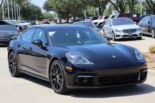2018 Porsche Panamera