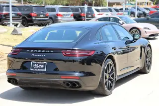 2018 Porsche Panamera