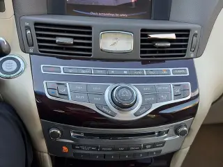 2013 INFINITI M37