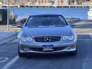 2004 Mercedes-Benz SL500