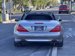 2004 Mercedes-Benz SL500