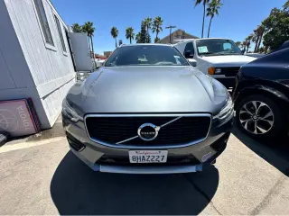 2019 Volvo XC60