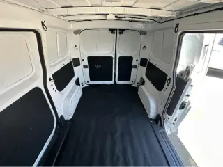 2021 Nissan NV200 Compact Cargo