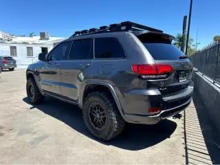 2017 Jeep Grand Cherokee