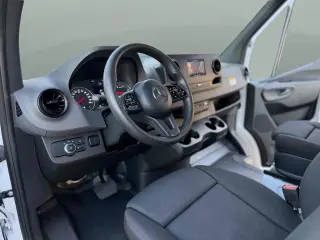 2023 Mercedes-Benz Sprinter Cargo Van