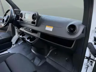 2023 Mercedes-Benz Sprinter Cargo Van