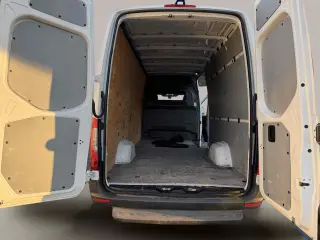 2023 Mercedes-Benz Sprinter Cargo Van