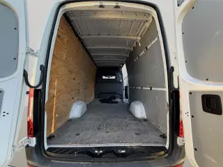 2023 Mercedes-Benz Sprinter Cargo Van