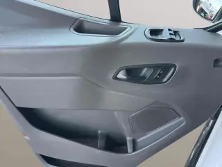 2021 Ford Transit Cargo Van