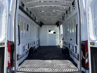 2021 Ford Transit Cargo Van