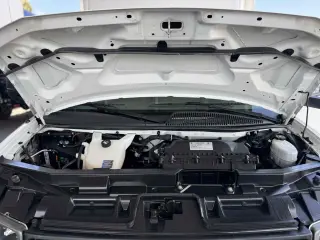 2023 Chevrolet Express Commercial Cutaway