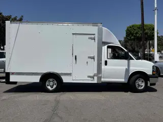 2023 Chevrolet Express Commercial Cutaway