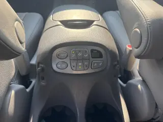 2005 Toyota Sequoia