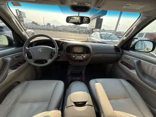 2005 Toyota Sequoia