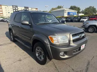 2005 Toyota Sequoia