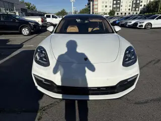 2021 Porsche Panamera
