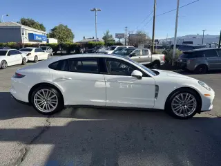 2021 Porsche Panamera