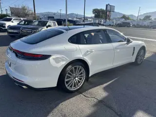 2021 Porsche Panamera
