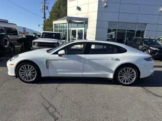 2021 Porsche Panamera
