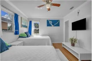 Propiedad en alquiler con 3 dormitorios y 2 baños en Hollywood