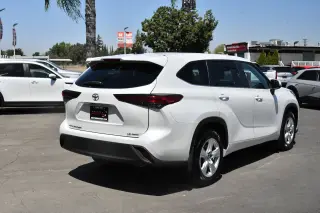 2024 Toyota Highlander