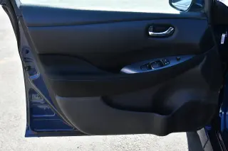 2025 Nissan Leaf