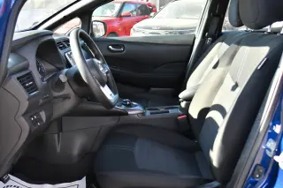 2025 Nissan Leaf