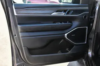 2024 Jeep Wagoneer L