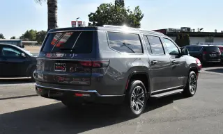 2024 Jeep Wagoneer L