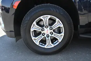 2024 GMC Yukon