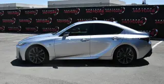 2022 LEXUS IS