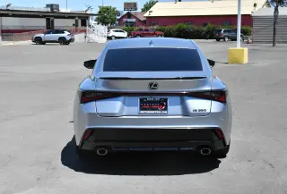2022 LEXUS IS