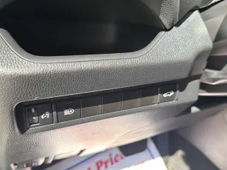 Toyota RAV4 2024 AWD XLE SUV 4p