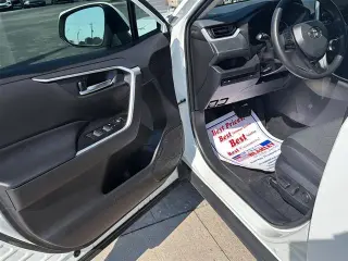 Toyota RAV4 2024 AWD XLE SUV 4p