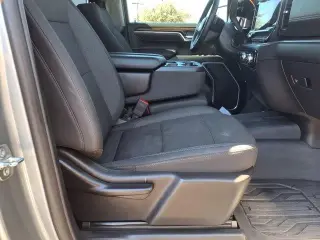 GMC Sierra 1500 2025 4x4 Elevation 4p Cabina de Tripulacion 5.8 ft. SB