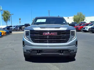 GMC Sierra 1500 2025 4x4 Elevation 4p Cabina de Tripulacion 5.8 ft. SB