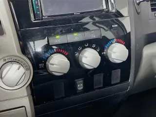 Toyota Tundra 2007 SR5 4dr Double Cab SB (4.7L V8)