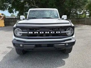 Ford Bronco 2025 4x4 Outer Banks 4p SUV