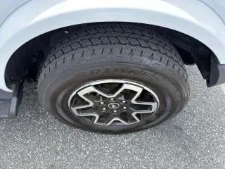 Ford Bronco 2025 4x4 Outer Banks 4p SUV