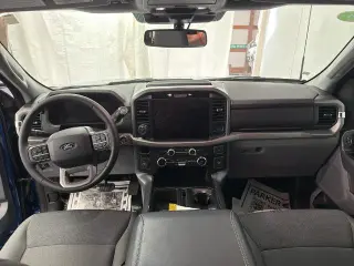 Ford F-150 2025 4x4 XLT 4 puertas SuperCrew batea de 6.5 pies