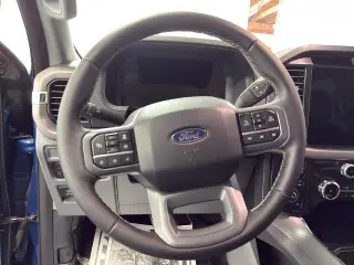 Ford F-150 2025 4x4 XLT 4 puertas SuperCrew batea de 6.5 pies