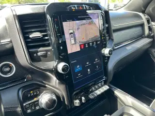 Ram 1500 2022 4x4 Limited 4p Cabina de Tripulante 5.6 ft. SB Camioneta