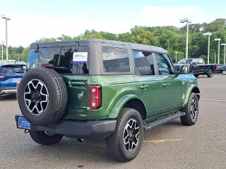 Ford Bronco 2023 4x4 Outer Banks 4p SUV