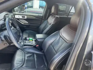 Ford Explorer 2020 AWD Platinum 4p SUV