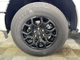 Ford F-150 2025 4x4 XLT 4p SuperCrew 5.5 ft. SB